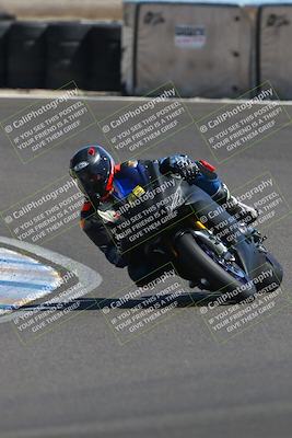 media/Sep-21-2025-TrackDaz (Sun) [[277c75b276]]/A Group/2pm (Turn 6)/